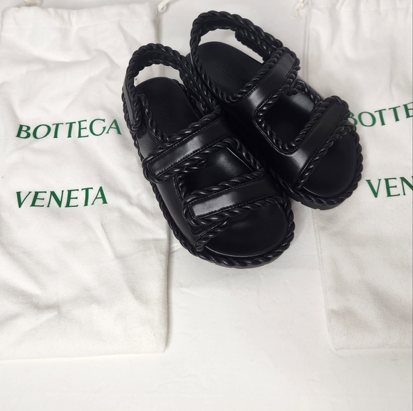 BOTTEGA VENETA Jack Sling Back Flat Sandals - Picture 15 of 16